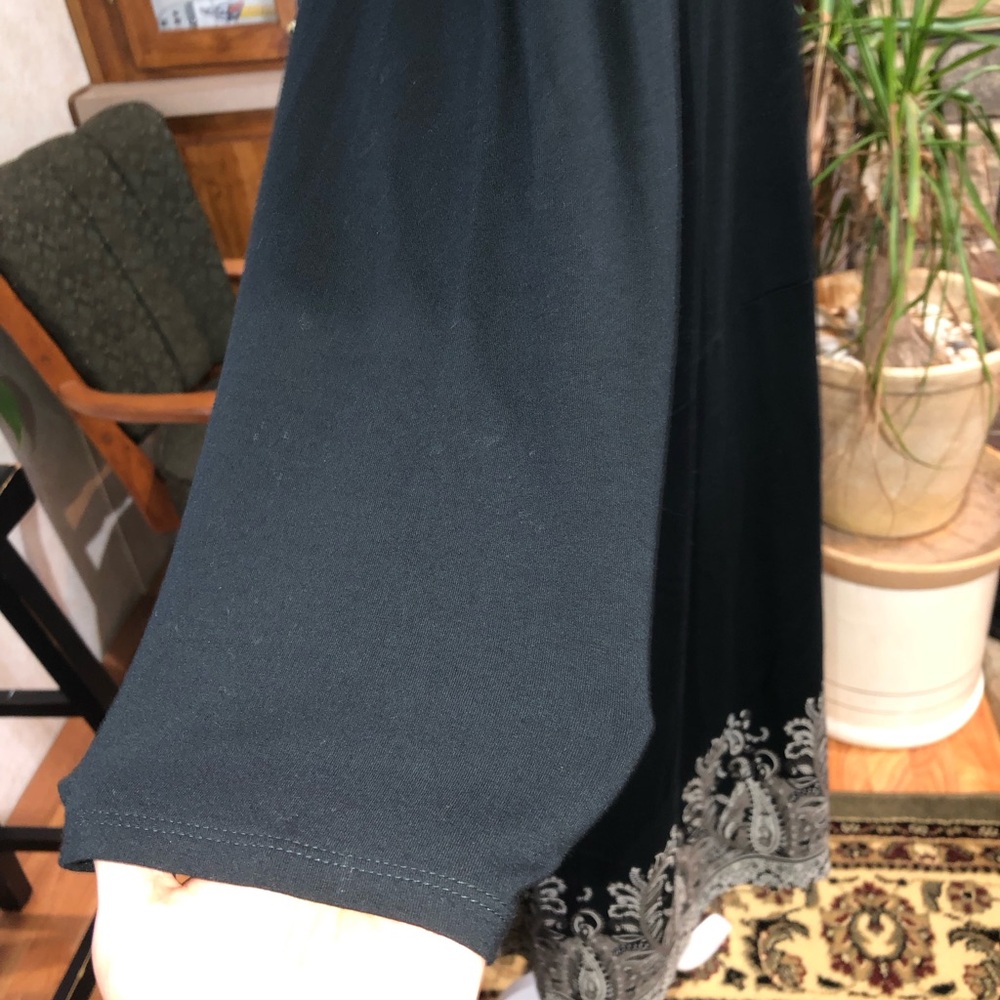J.JILL SIZE XLARGE BLACK AND GRAY 3/4 SLEEVE PAISLEY PATTERN WEAREVER COLLECTION - Picture 3 of 4